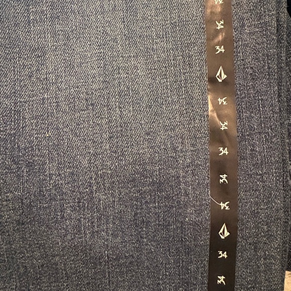 Volcom Men's Dark Blue Slim Straight Jeans - Picture 3 of 9